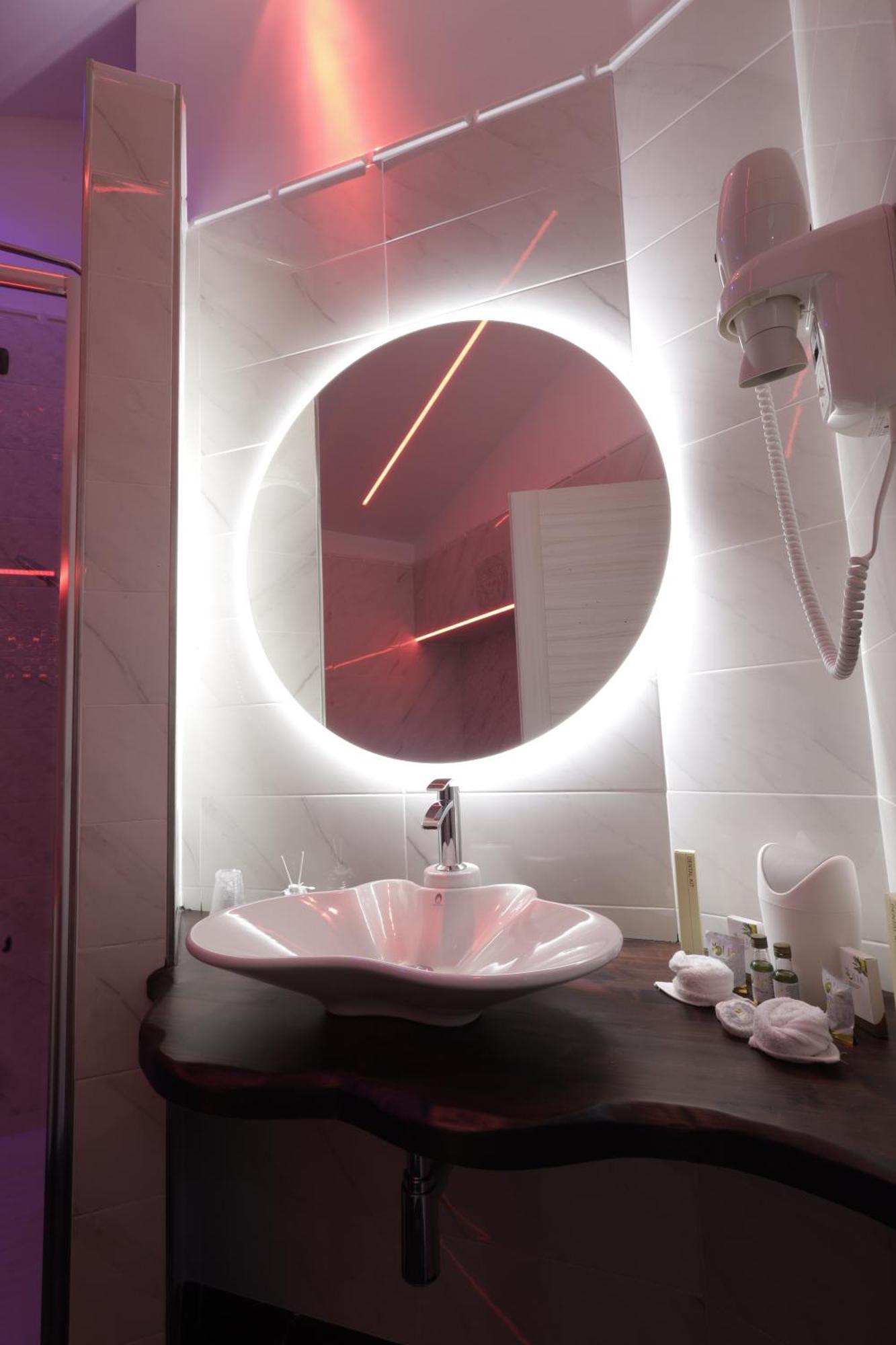 B&B Grecale Suite & Spa Rende Exteriör bild