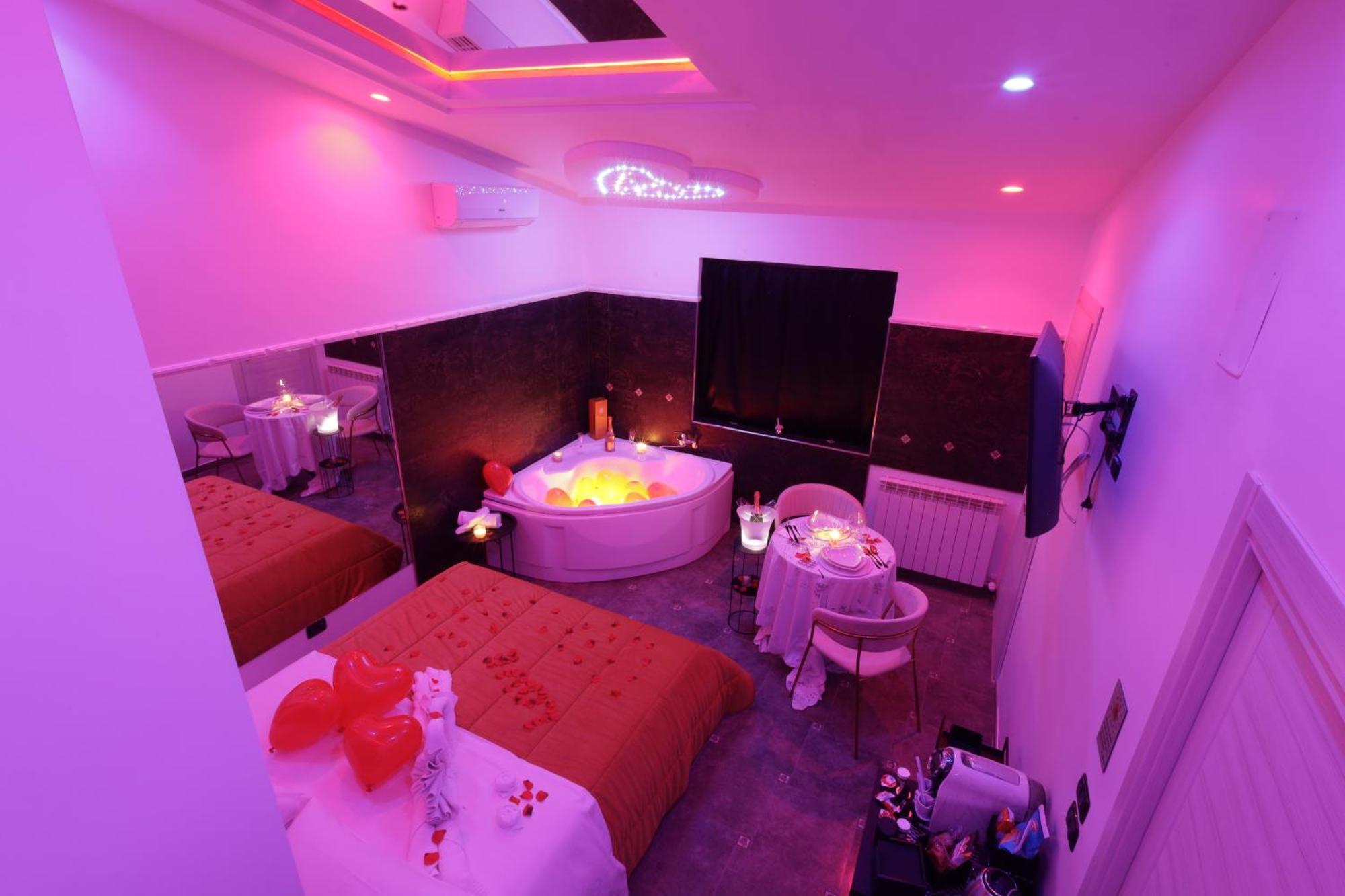 B&B Grecale Suite & Spa Rende Exteriör bild